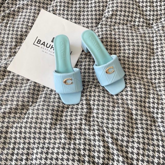 Fashion Metal Logo Chunky Sandals