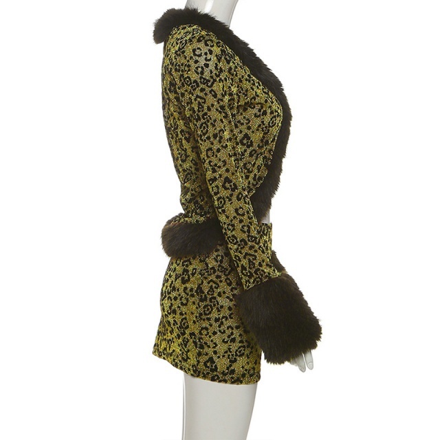 Fur-trimmed V-neck Fitted Top Mini Skirt Set