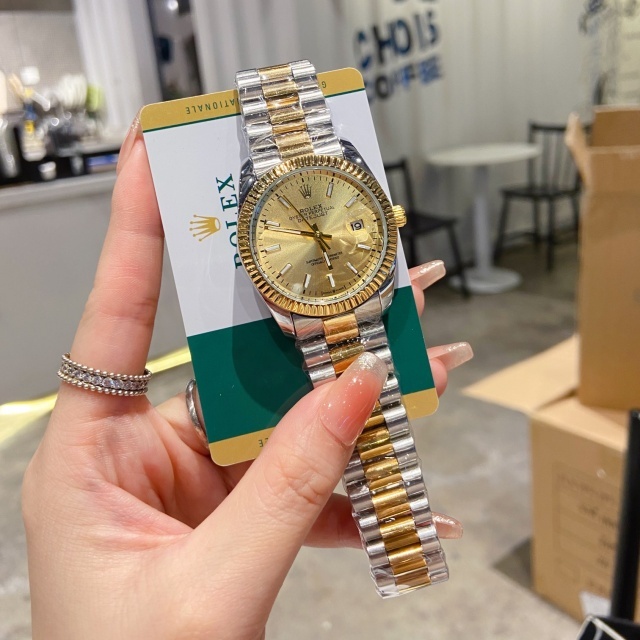 Luxury Fashion Gentlemen Waterproof Quartz Watch