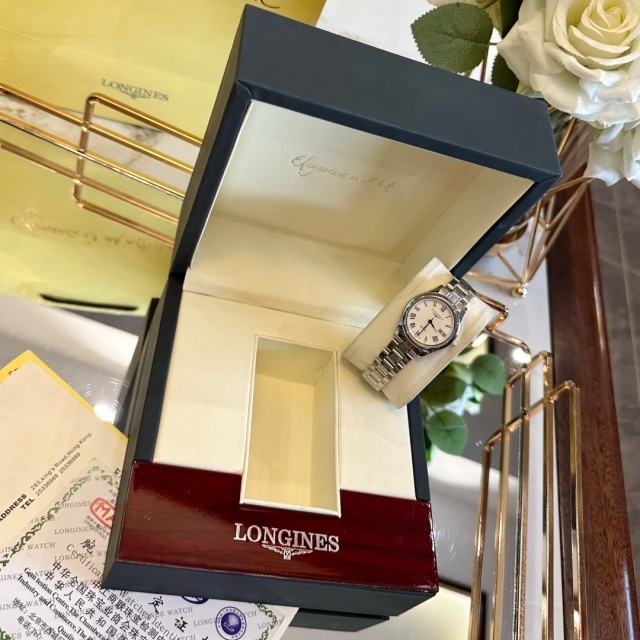 Luxury Fashion Women Quartz Watch