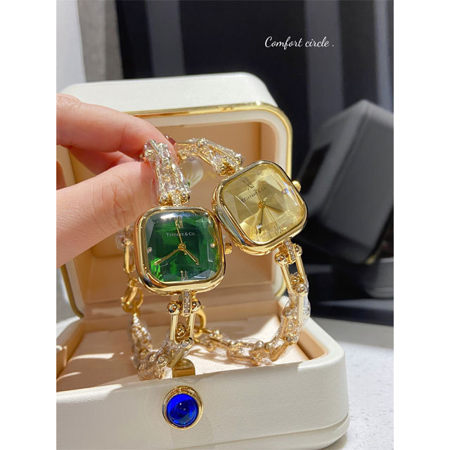 Women Chic Fashion Luxury Watch