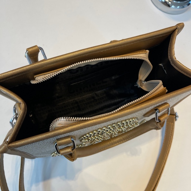 Luxury Fashion Pearl Women Crossbody Handbags