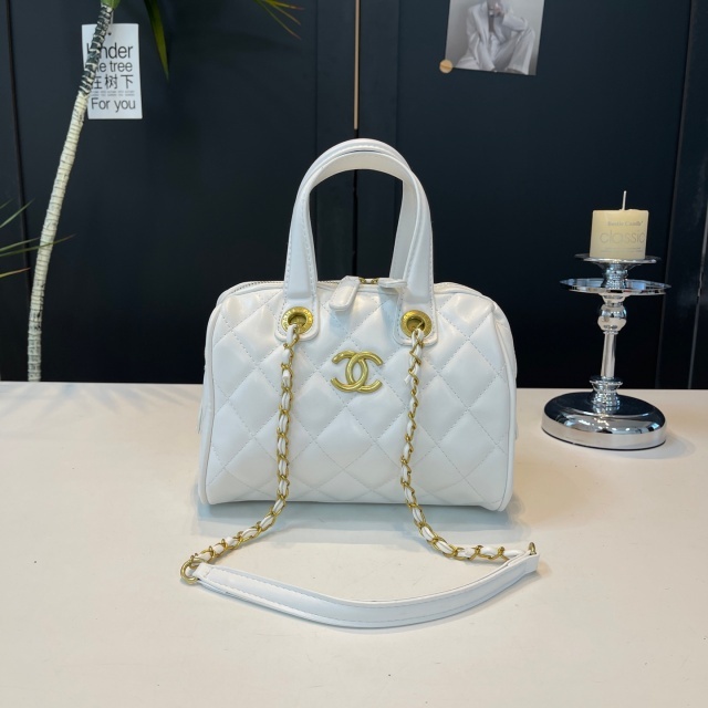 Metal Logo Leather Fashion Crossbody Bags