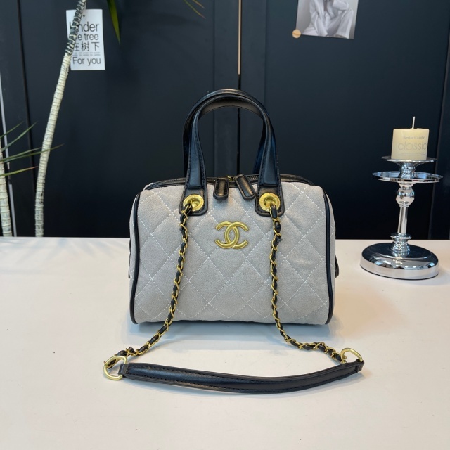 Metal Logo Leather Fashion Crossbody Bags