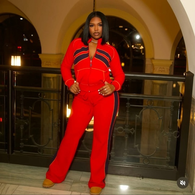 Casual Style Contrast Color Pant Set
