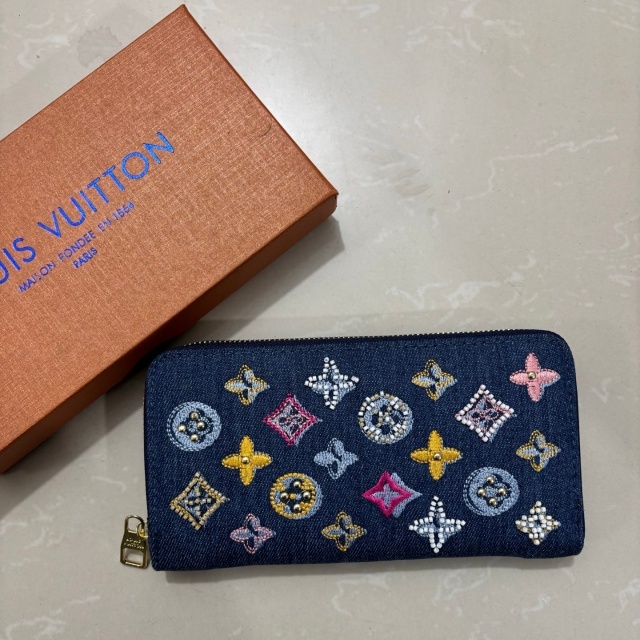 Fashion Embroidery Zipper Women Purses