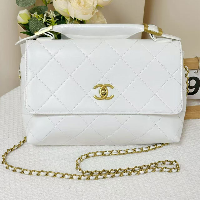 Metal Logo Leather Chained Messenger Bags