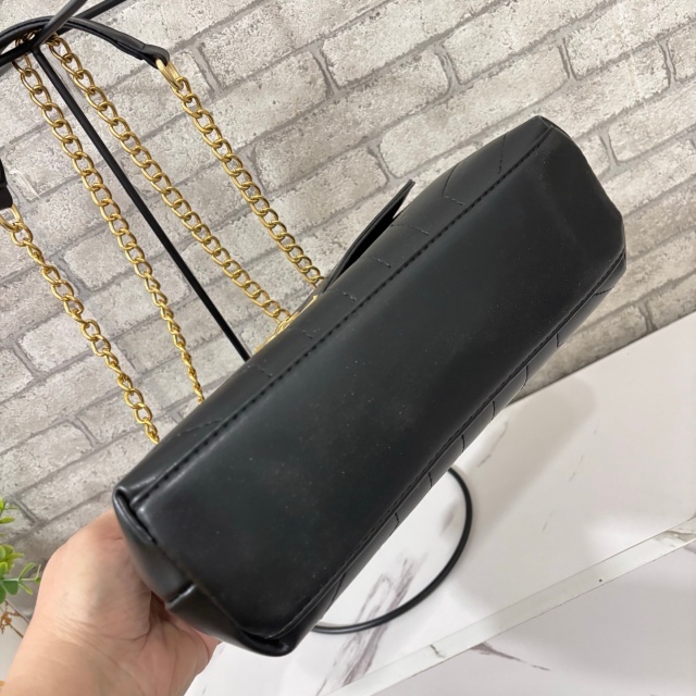 Metal Logo Chained Leather Fashion Underarm Bags