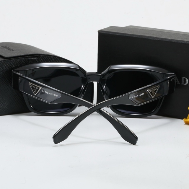 Classic Design Luxury Unisex Sunglasses