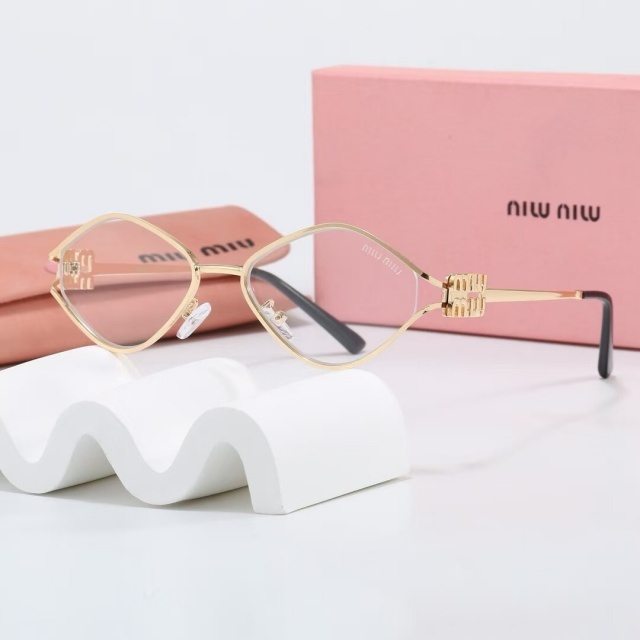 Diamond Shape Metal Frame Sunglasses