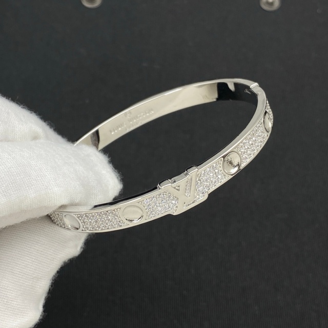 The Classic Diamond Bracelet