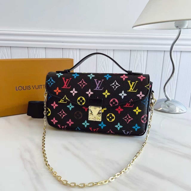 Chained Leather Fashion Women Messenger Bags