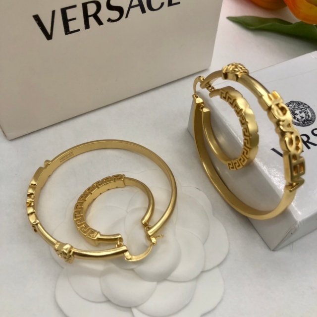 Double Circle Luxury Earrings