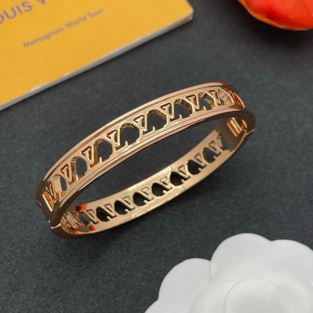 The Cut Out Hinge Bangle