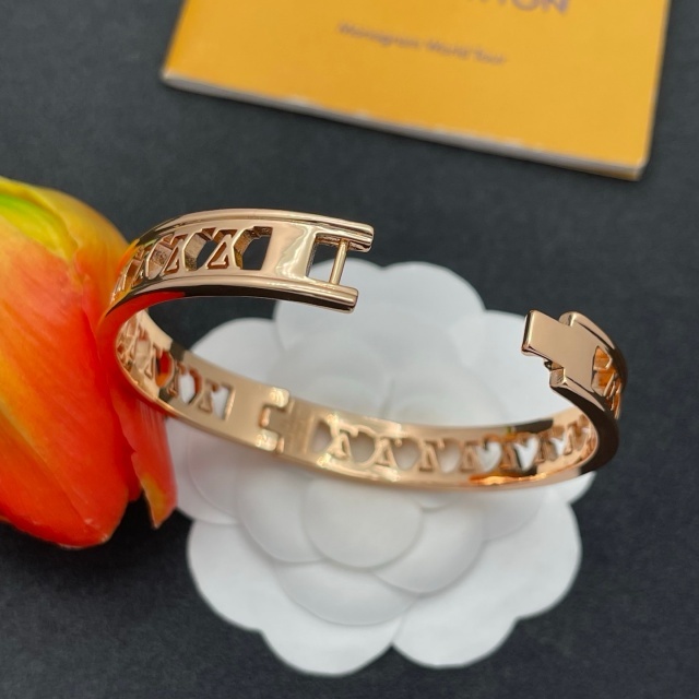The Cut Out Hinge Bangle