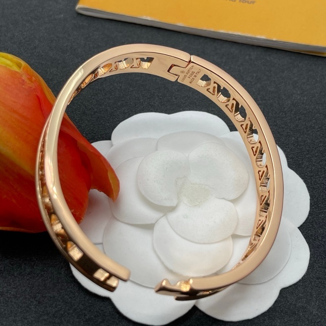 The Cut Out Hinge Bangle