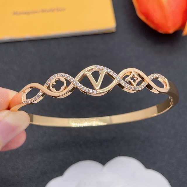 Diamond Hollow Out Hinge Bangle