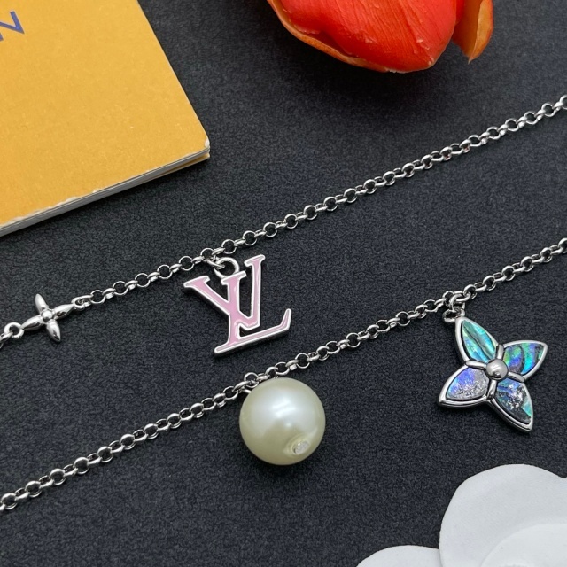 Adjustable Chain Luxury Bracelet