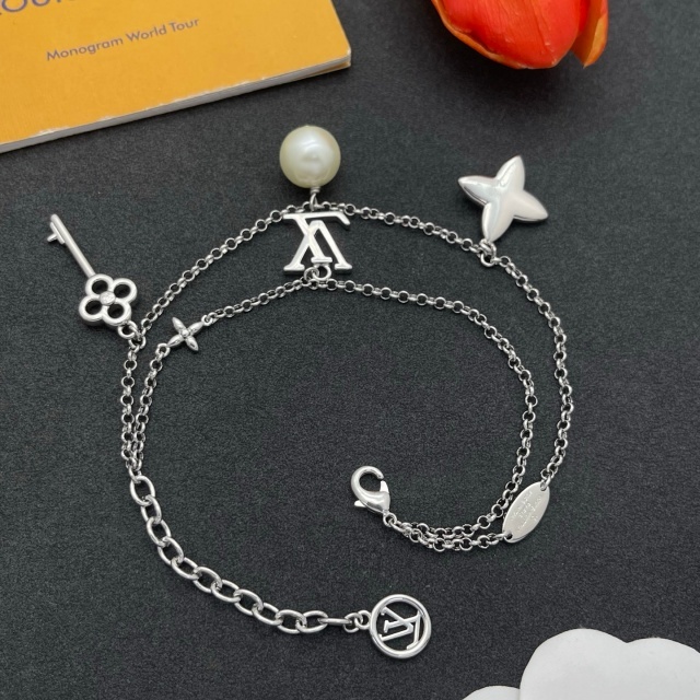 Adjustable Chain Luxury Bracelet