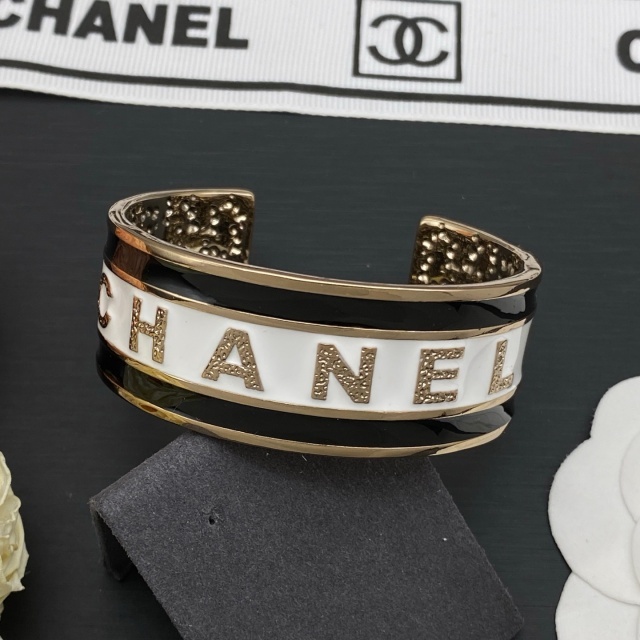 Color Block Luxury Design Open Cuff