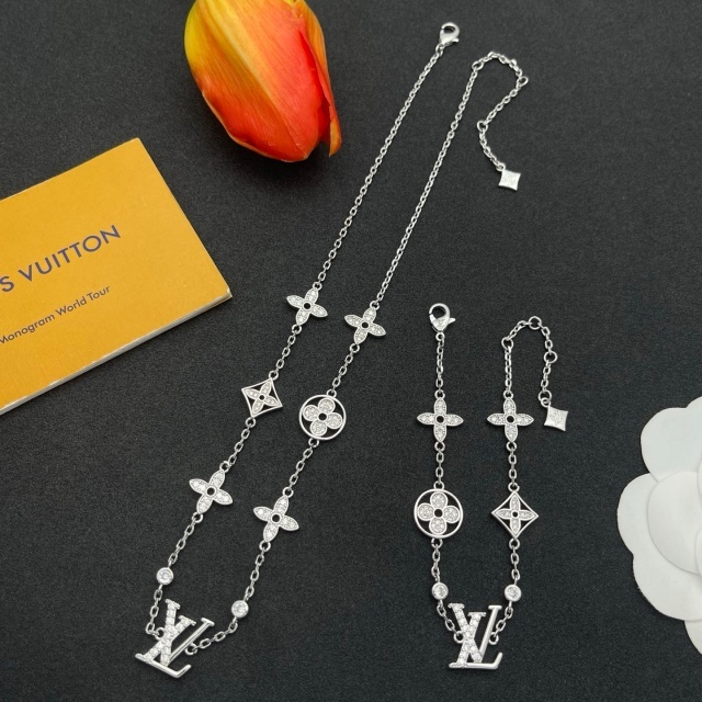 Dazzling Diamond Luxury Bracelet