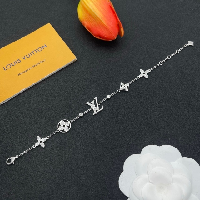 Dazzling Diamond Luxury Bracelet