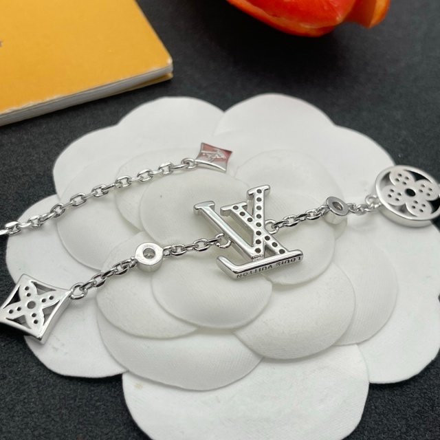Dazzling Diamond Luxury Bracelet
