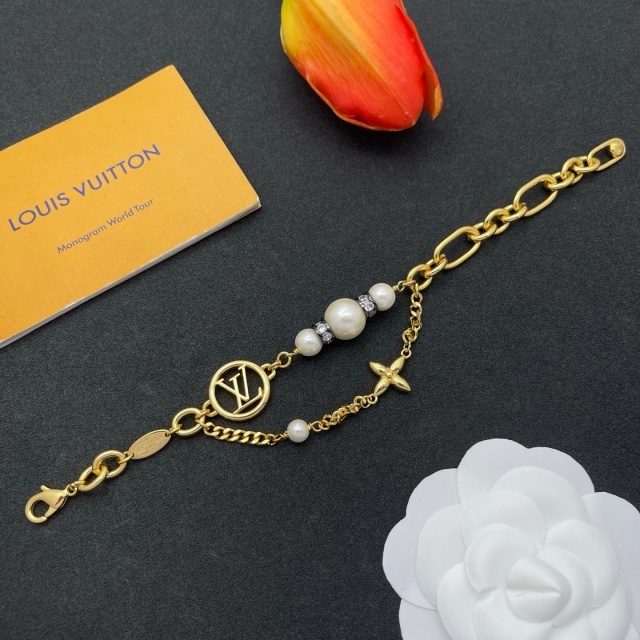 Diamond Pearl Luxury Bracelet