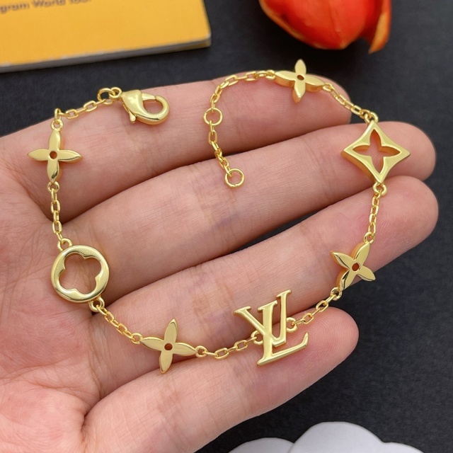 Lightweight Luxury Bracelet