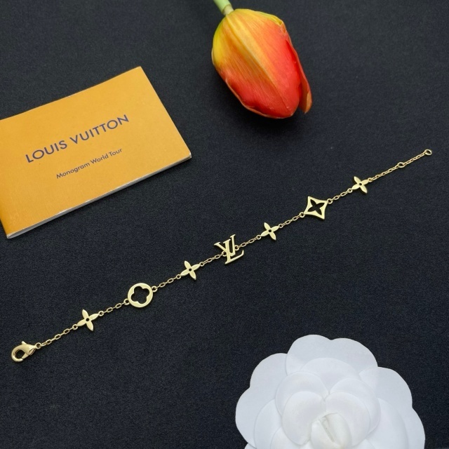 Lightweight Luxury Bracelet