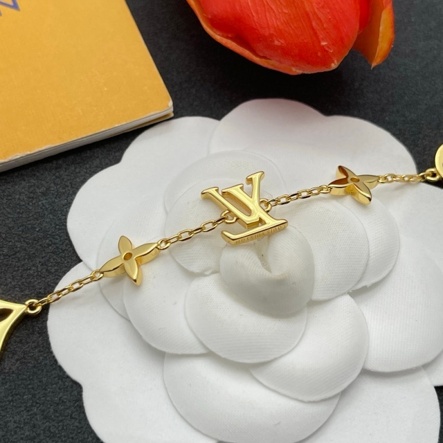 Lightweight Luxury Bracelet