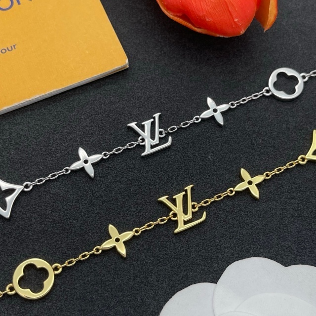 Lightweight Luxury Bracelet