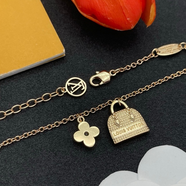 Sophisticated Adjustable Chains Bracelet