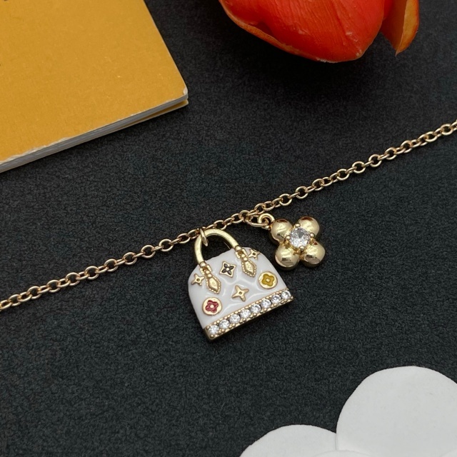 Sophisticated Adjustable Chains Bracelet