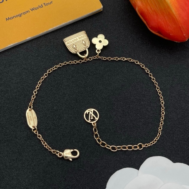 Sophisticated Adjustable Chains Bracelet
