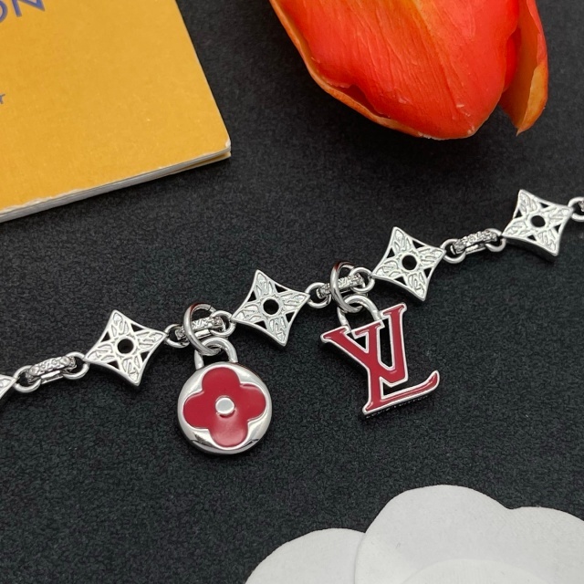 The Luxury Eye-catching Bracelet