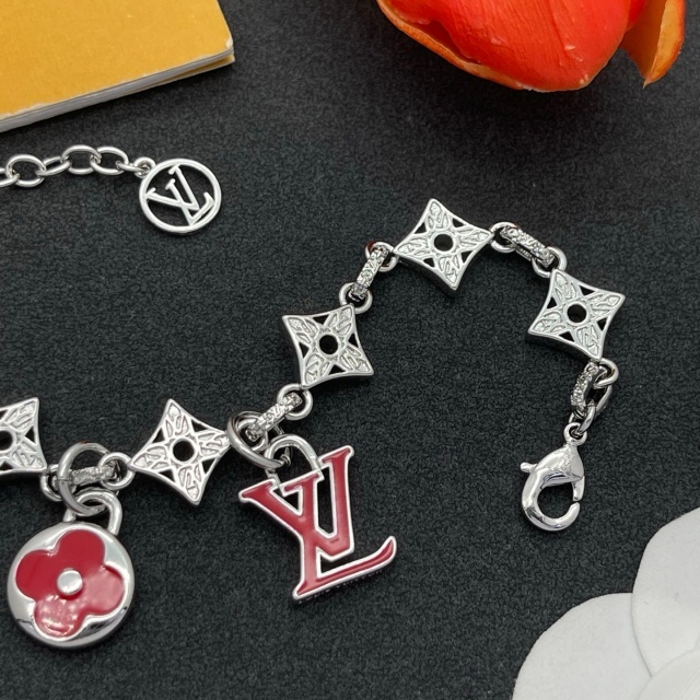 The Luxury Eye-catching Bracelet