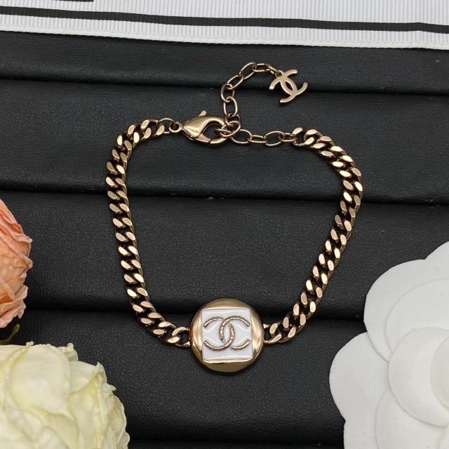 Vintage Style Adjustable Chain Bracelet