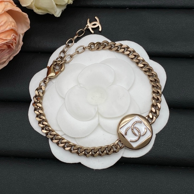 Vintage Style Adjustable Chain Bracelet