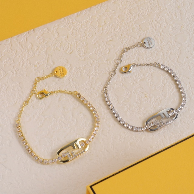 Diamond Eye-catching Bracelet