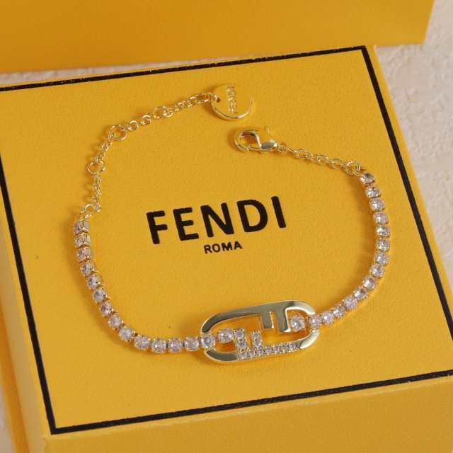 Diamond Eye-catching Bracelet