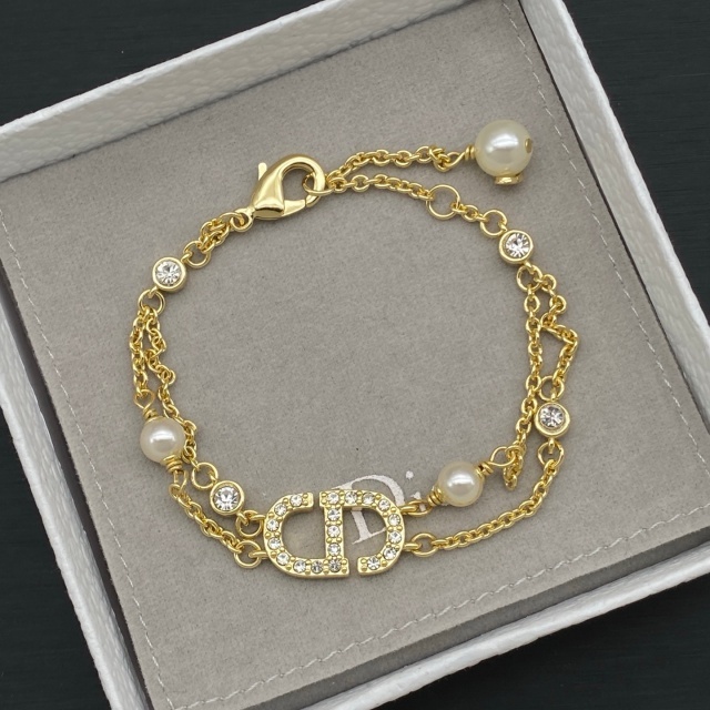 Double Chains Diamond Pearls Bracelet