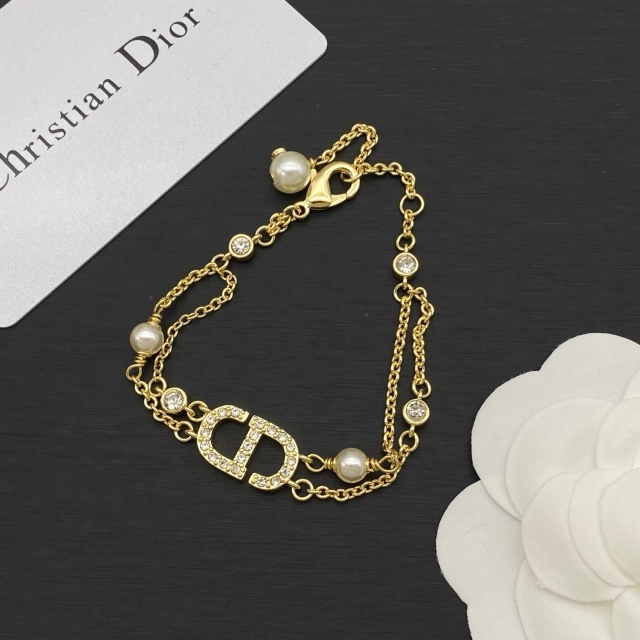 Double Chains Diamond Pearls Bracelet