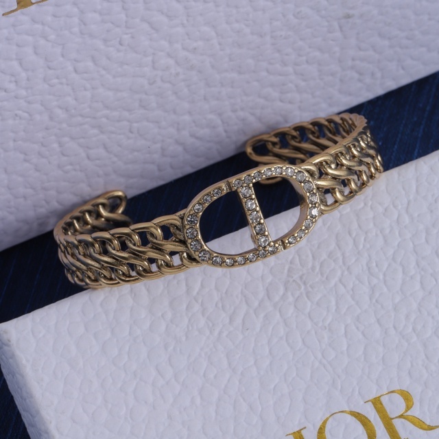 Hollow Out Design Diamond Open Bangle