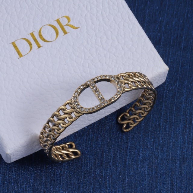 Hollow Out Design Diamond Open Bangle