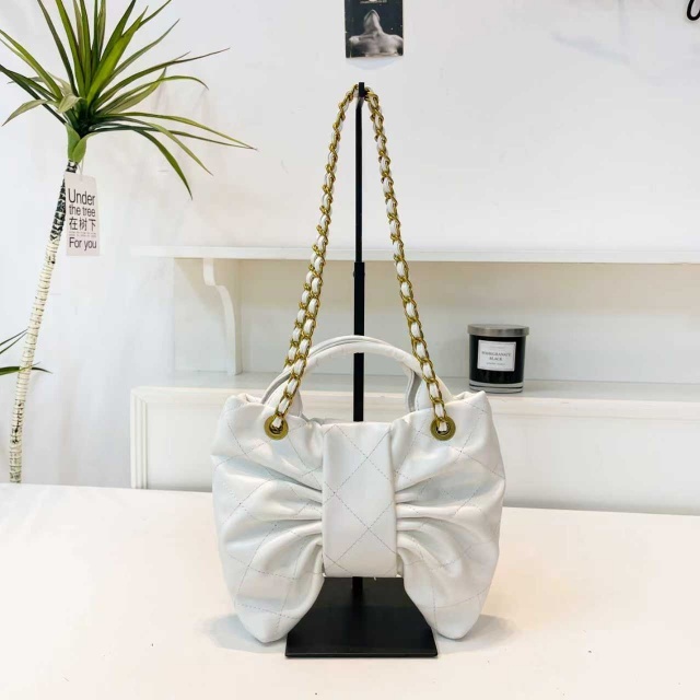 Metal Logo Leather Women Shoulder Bags