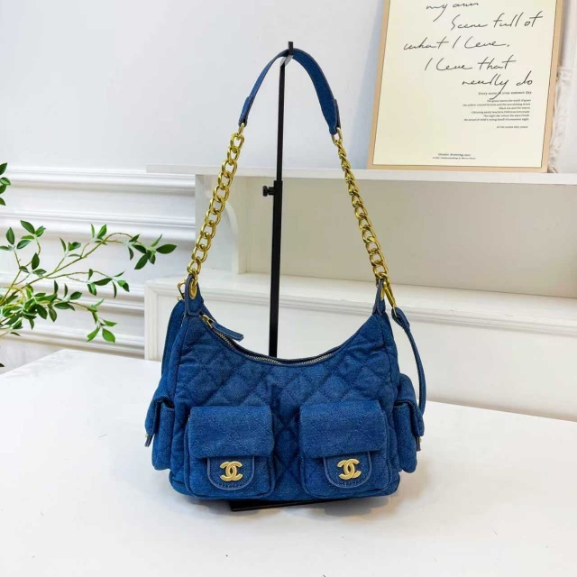 Metal Logo Women Fashion Crossbody Handbags