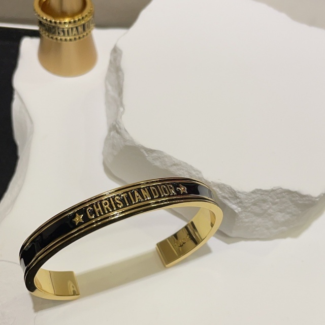 The Classic Engraved Open Bangle