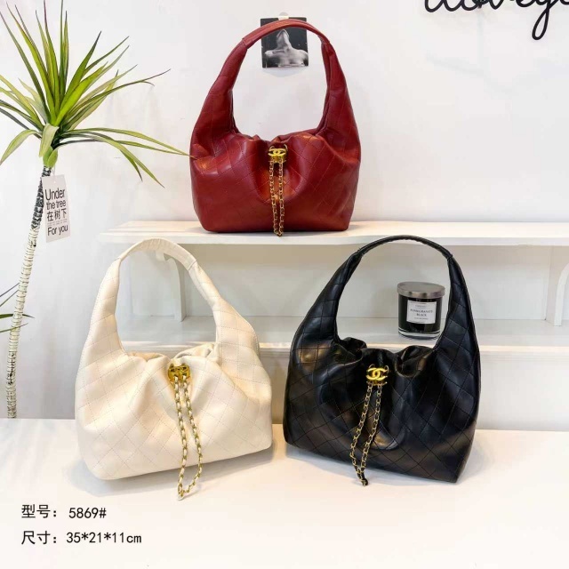 Metal Logo Leather Fashion Women Purses