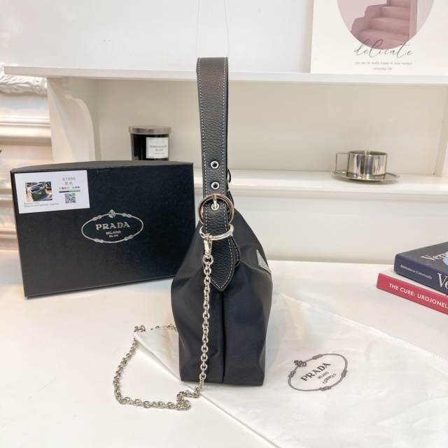 Fashion Logo Women Chained Luxury Crossbody Bags